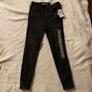 Old Navy Rockstar Super Skinny jeans